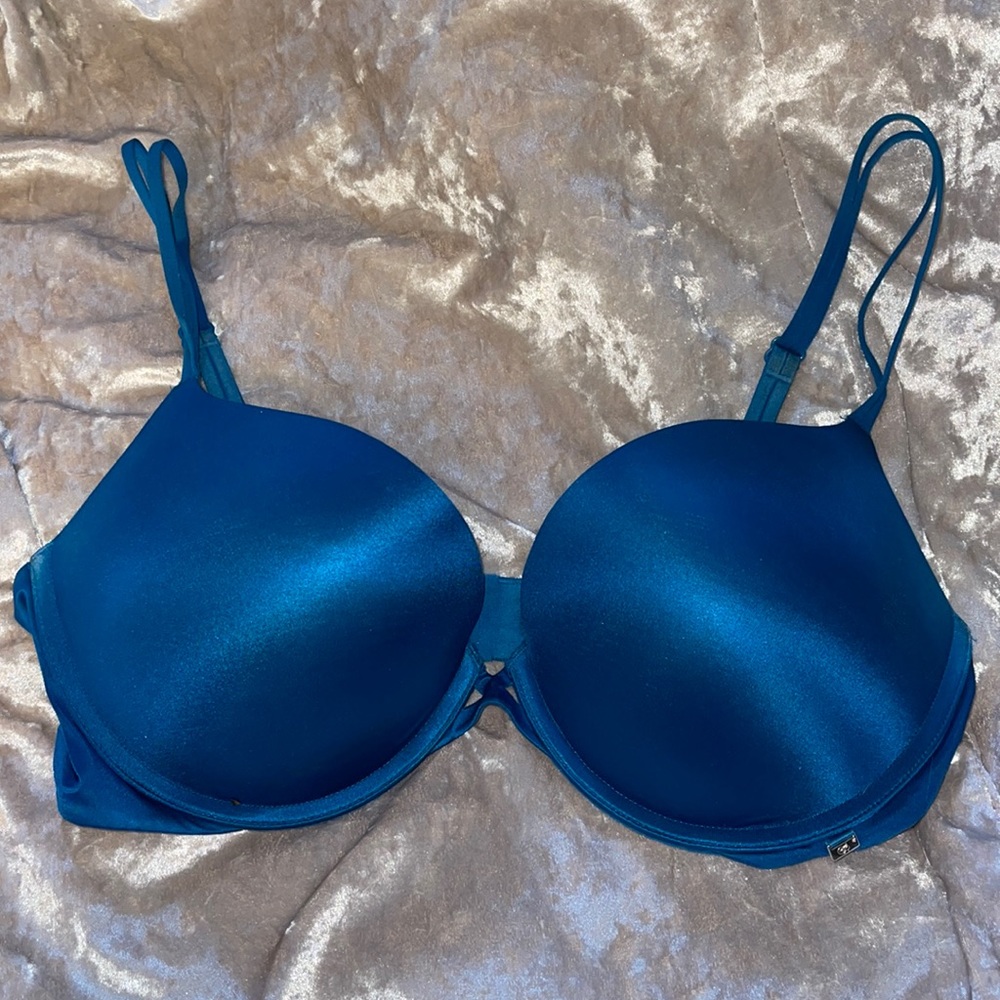 Victoria’s Secret push up bra